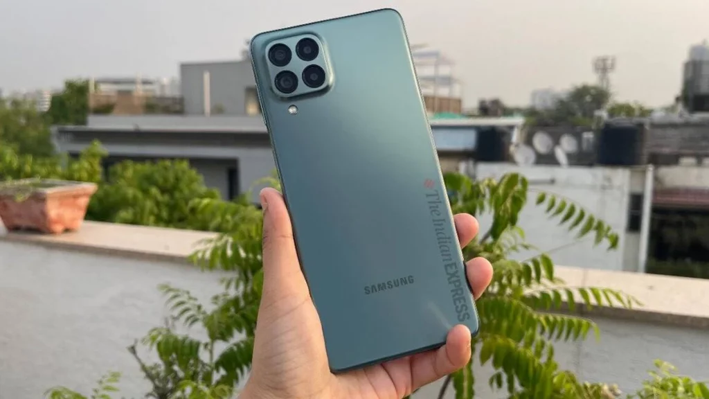أفضل 4 هواتف من سامسونج لعام 2022 مع المواصفات والأسعار 5 3 - هاتف Samsung M53 5G