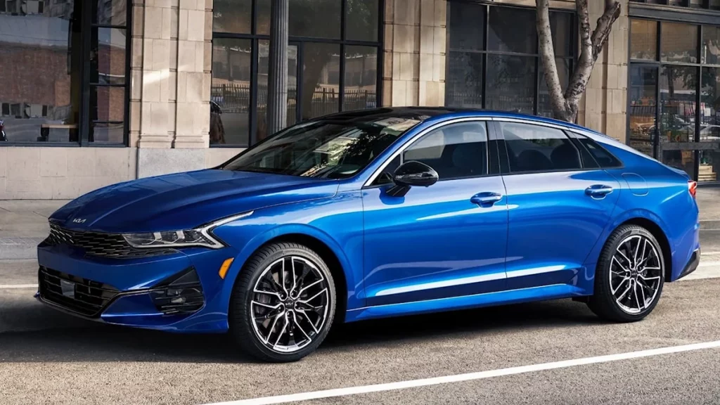 مواصفات وسعر سيارة كيا اوبتيما 2023 5 الأمان والسلامة في كيا اوبتيما 2023