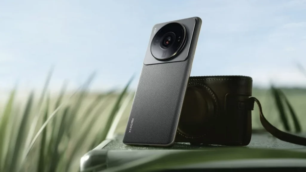 كل ما تريد معرفته عن هاتف Xiaomi 12S Ultra أفضل هواتف شركة شاومي 3 تصميم Xiaomi 12S Ultra