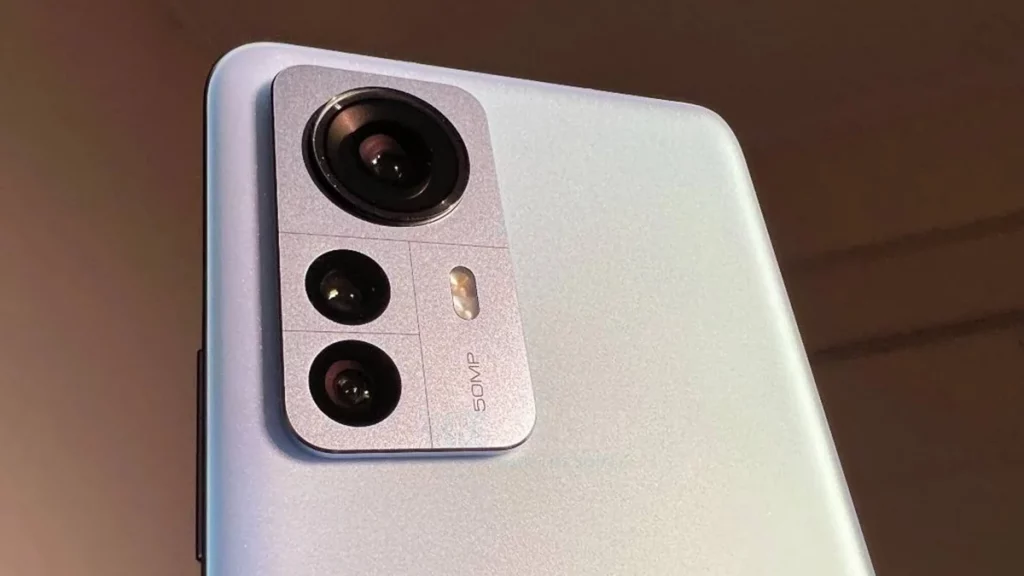كل ما تريد معرفته عن هاتف Xiaomi 12S Ultra أفضل هواتف شركة شاومي 7 كاميرا Xiaomi 12S Ultra