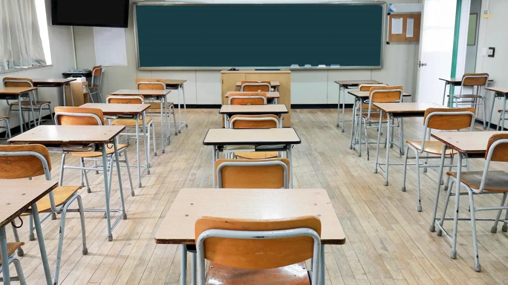 أفضل مدرسة في العراق 4 المدارس في بعقوبة