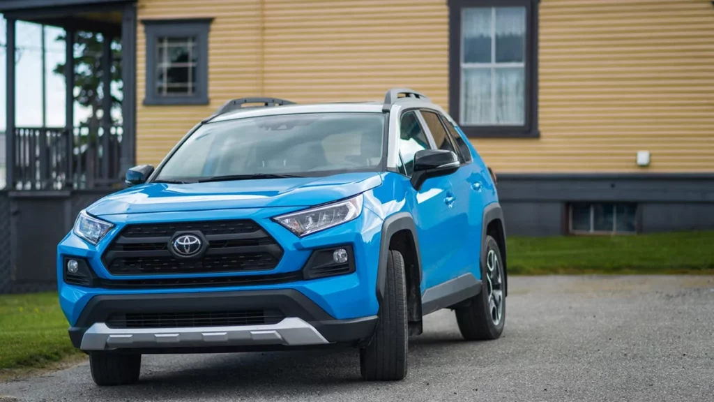 مواصفات وسعر تويوتا راف 4 2023 2 تصميم تويوتا راف 4 2023