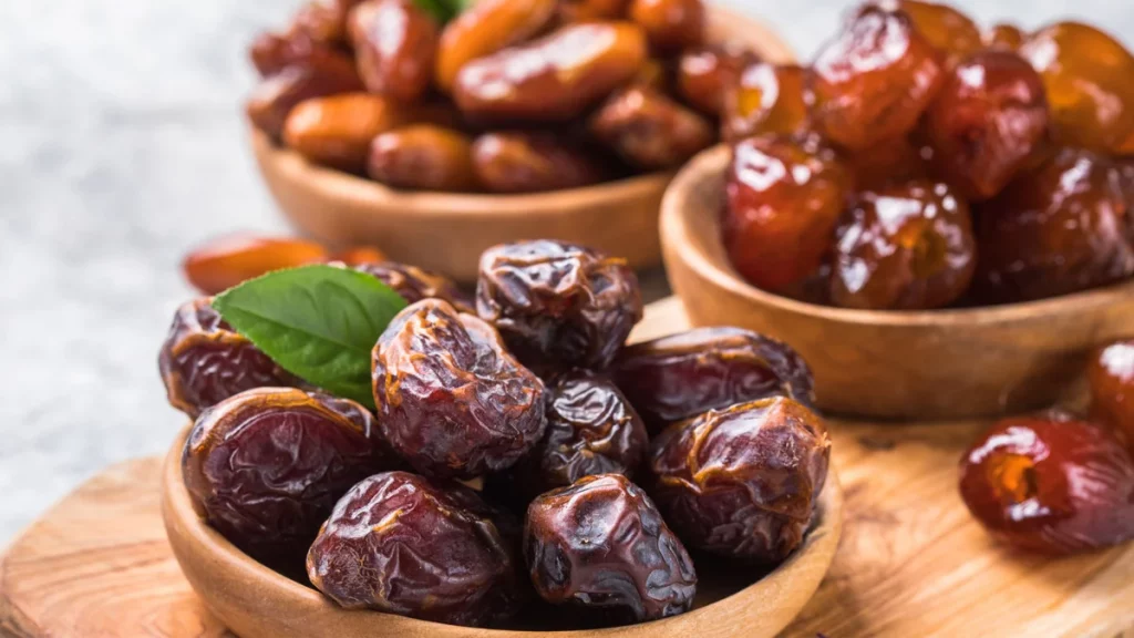 أفضل أنواع التمور في العراق 4  تمر صنف الزهدي Zahdi Variety