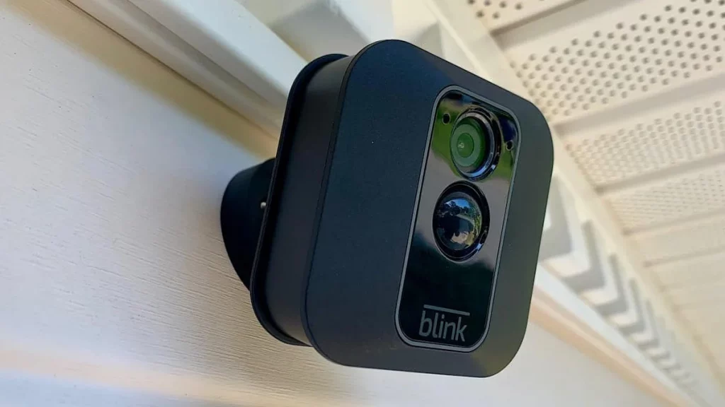 أفضل أنواع كاميرات المراقبة في العراق 3 كاميرا Blink X T2