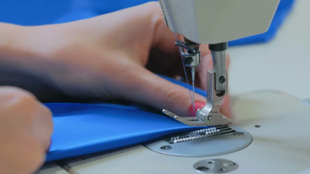 أفضل مهنة في العراق 2022 5 مهنة الخياطة