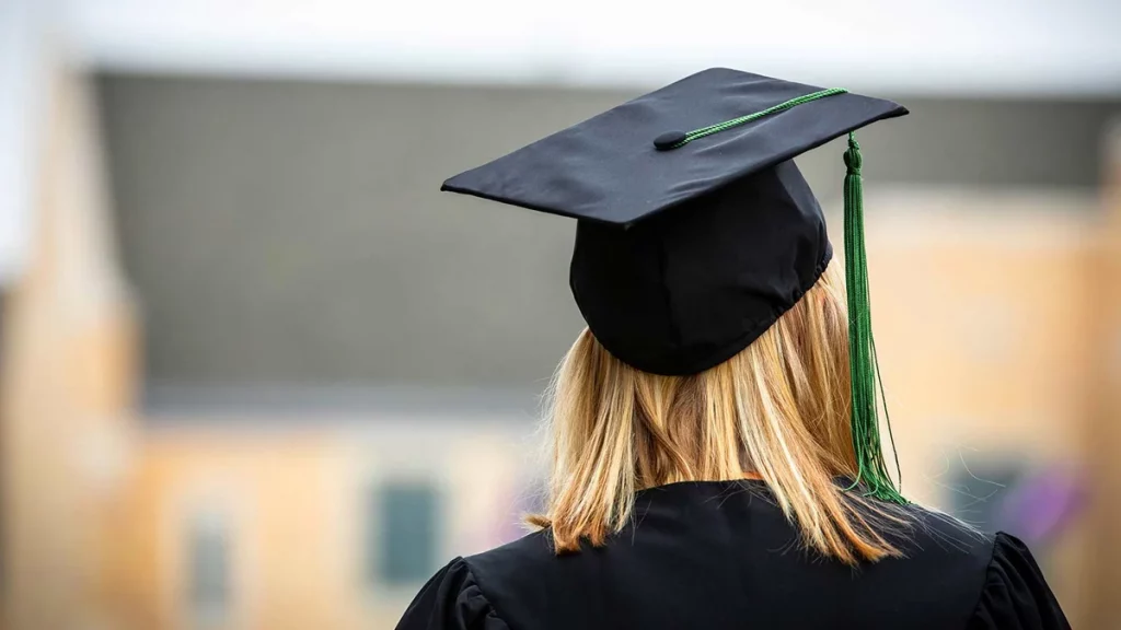 أفضل الأقسام الجامعية في العراق لعام 2022 5 تخصصات جامعية ليس لها مستقبل في العراق